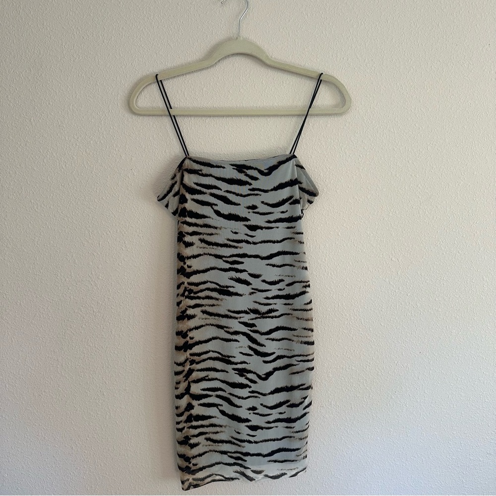 Forever 21 woman’s multi dress size large